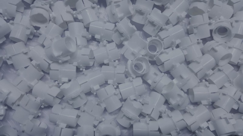 CNC Machining vs. Injection Molding: Which Method Suits Your Plastic Parts?