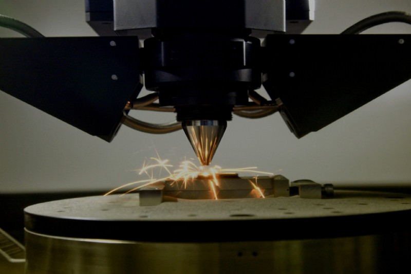 Metal 3D Printing vs. Metal Injection Molding: Choosing the Right Process for Your Project