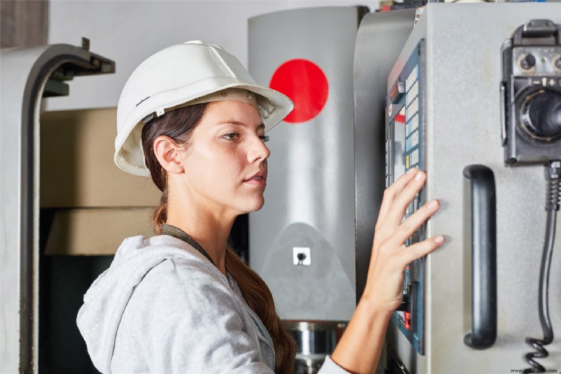 Accelerate CNC Machining: 4 Proven Strategies to Boost Production Efficiency & ROI