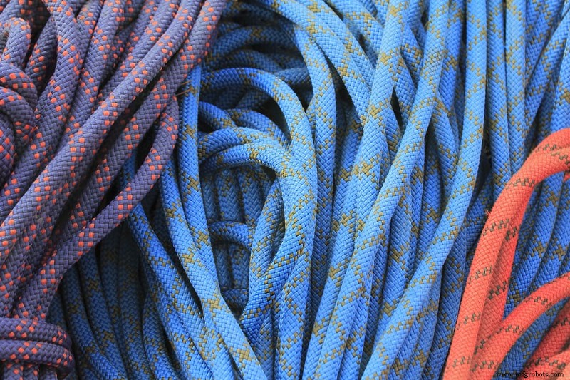 Comparing Polypropylene and Nylon (Polyamide): Advantages, Disadvantages, and Best Uses