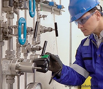Choosing the Right Valves for Industrial Fluid Systems: A Practical Guide