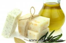 Lye Explained: Uses, Hazards, and Safe Handling