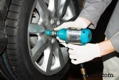 Breakaway Torque Explained: The Initial Rotational Force