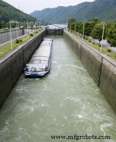 Sluice Explained: How Water Channels Direct Flow & Power