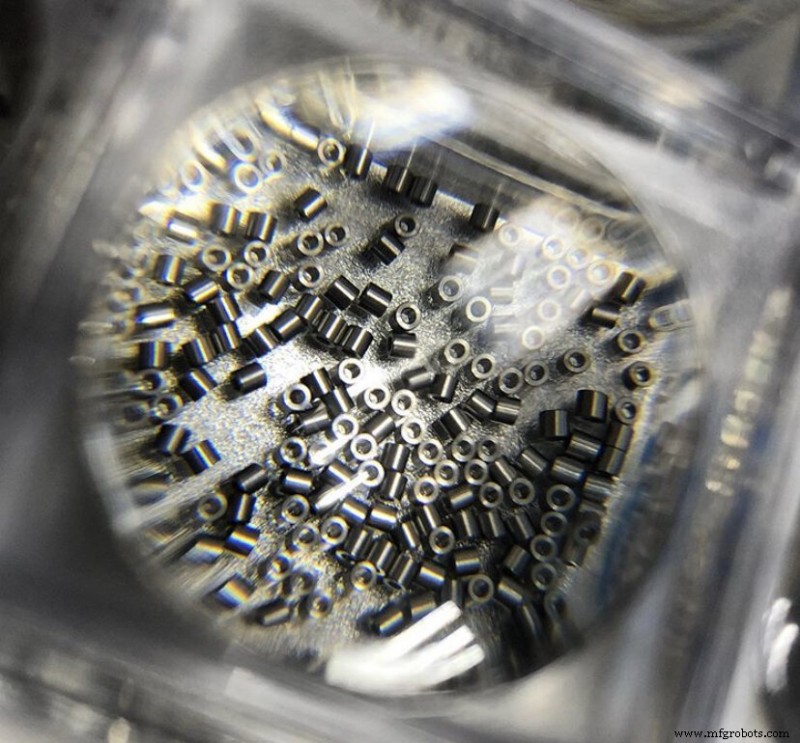 Type 303 vs. Type 304 Stainless Steel: A Machining Performance Guide