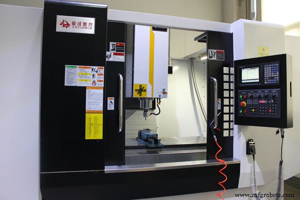 CNC vs Conventional Machining: Key Differences & Benefits