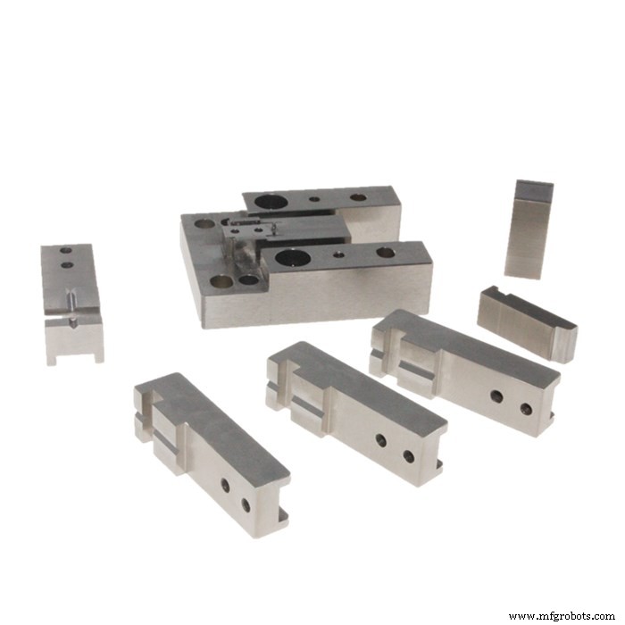 Why Low‑Volume Manufacturing Accelerates Custom CNC Innovation