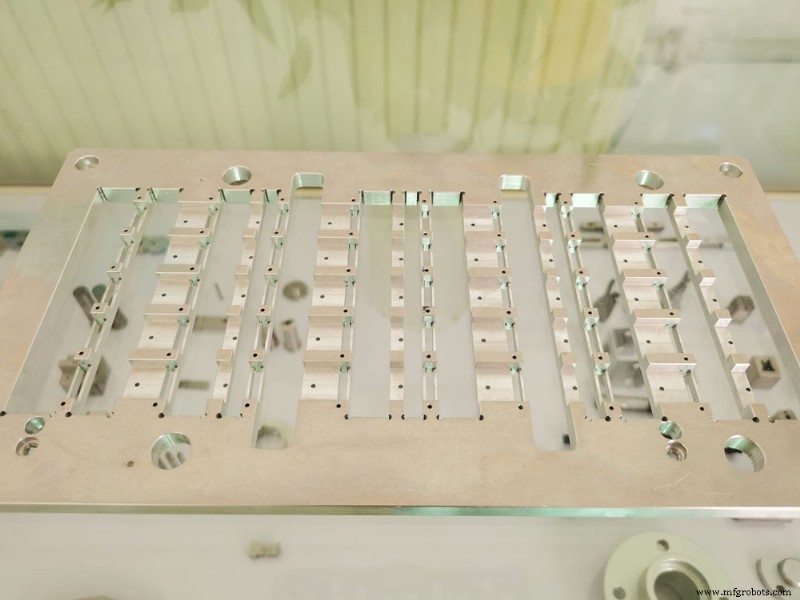 Ensuring Precision: Machining Accuracy & Best Practices for Thin-Walled Parts