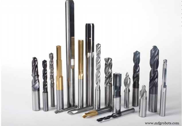 Optimizing CNC Machining: Key Performance Criteria & Tool Selection Strategies