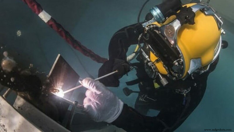 Underwater Welding Explained: How It Works and Why It Requires Specialized Training