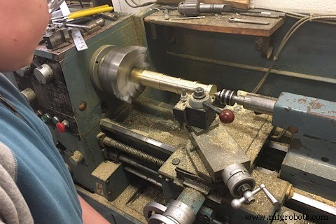 9 Key Benefits of CNC Machining vs. Conventional Methods