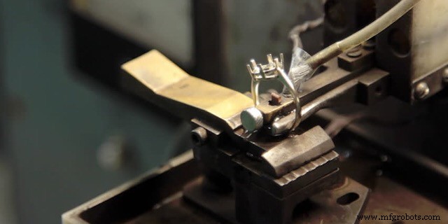 CNC Rapid Prototyping: Revolutionizing Precious Jewelry Design