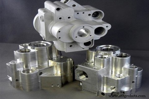 Mastering 5-Axis CNC Machining: Key Benefits & Solutions