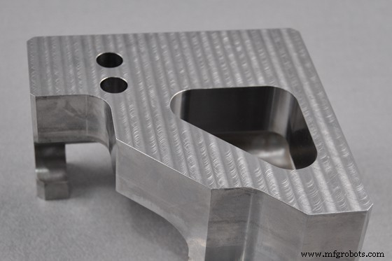 Precision CNC Steel Machining: Materials, Benefits & Surface Finish Options