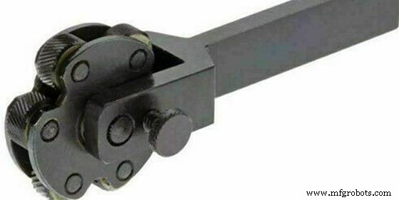 Comprehensive Guide to Lathe Cutting Tools: Types, Applications, and Selection Tips