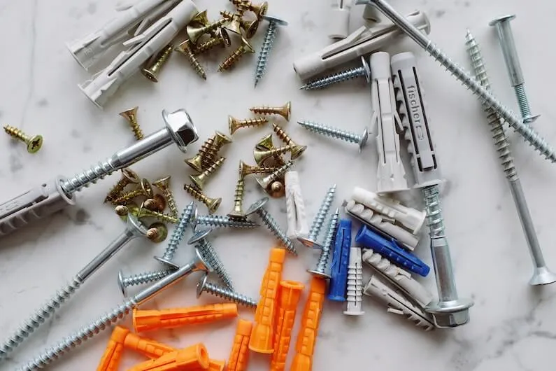 Choosing the Right Fasteners: A Comprehensive Guide to Types and Applications