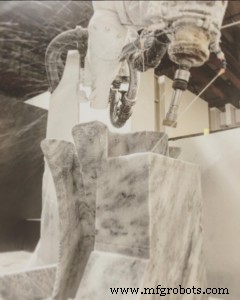 Robots vs CNC Machines: Who Leads in Modern Machining?