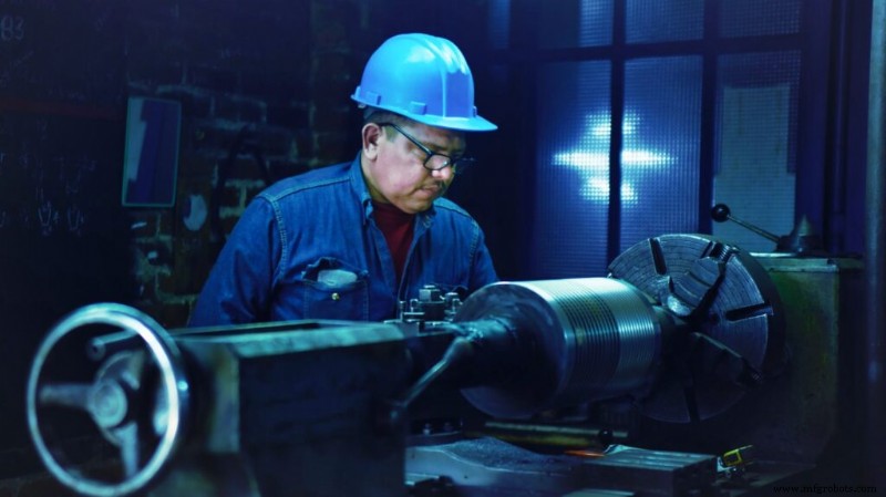 Robotics in Aerospace: Innovating Operations for Manufacturers