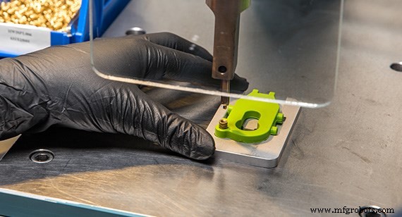 Threaded Inserts via Heat Staking & Ultrasonic Welding – Precision Solutions for Molded Parts