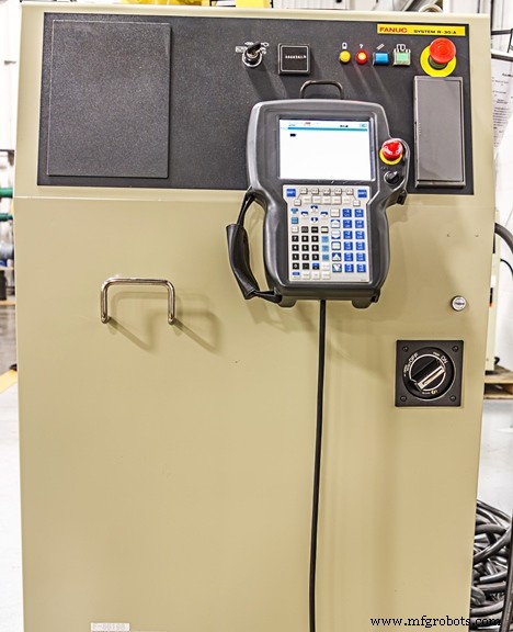 Fanuc RJ3iC Teach Pendant – Advanced, Ergonomic Control for High‑Performance Automation