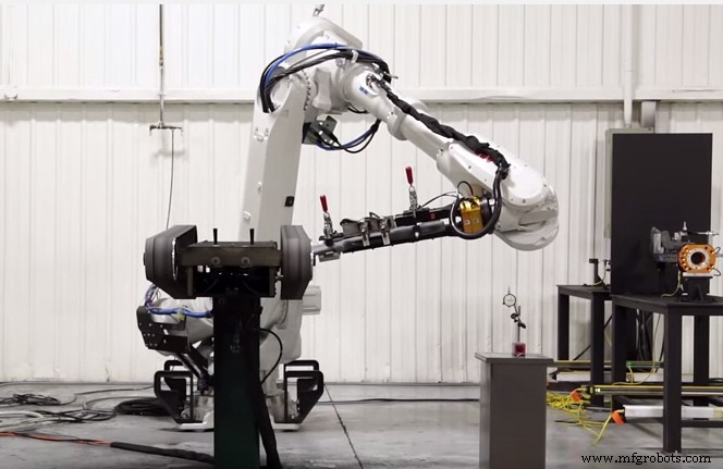 ABB WISA Technology: Reducing Cable Wear with Wireless Sensor‑Actuator Integration