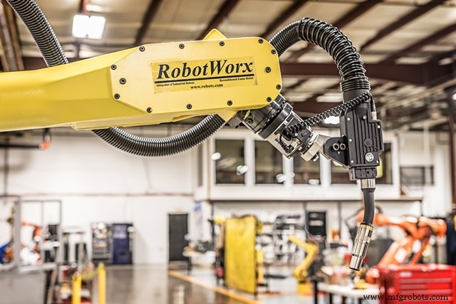 Transforming Manufacturing: Leveraging Automation & Robotics to Modernize Your Factory