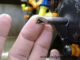 Boring Bar Diameter‑to‑Length Ratio Guidelines for CNC Machinists