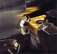 Maximizing Performance: Kennametal’s Guide to Turning Insert Strength