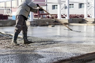 Steel vs. Concrete: Choosing the Right Material for Your Construction Project