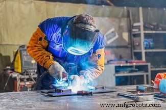 Custom Structural Steel Fabrication for Facility Expansion & System Retrofitting – Trusted Expertise Since 1956