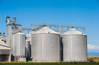 Expert Guide to Custom Fabricated Storage Tanks – Design, Build, & Industry Solutions