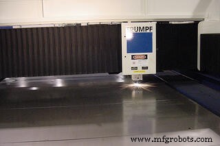 Choosing the Right Metal Cutting Technology: Plasma, Laser, or Water Jet