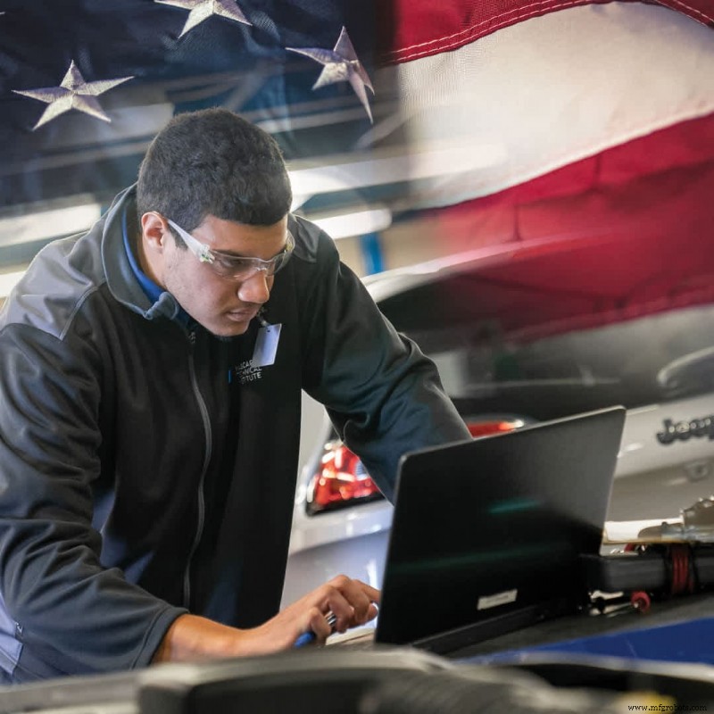 Financial Aid for Local Auto Mechanic Training – Scholarships, Grants & Military Benefits