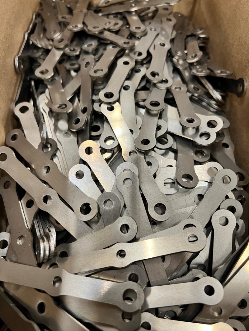 Fiber Laser Cutting vs CO2: How Advanced Technology Elevates Sheet Metal Fabrication