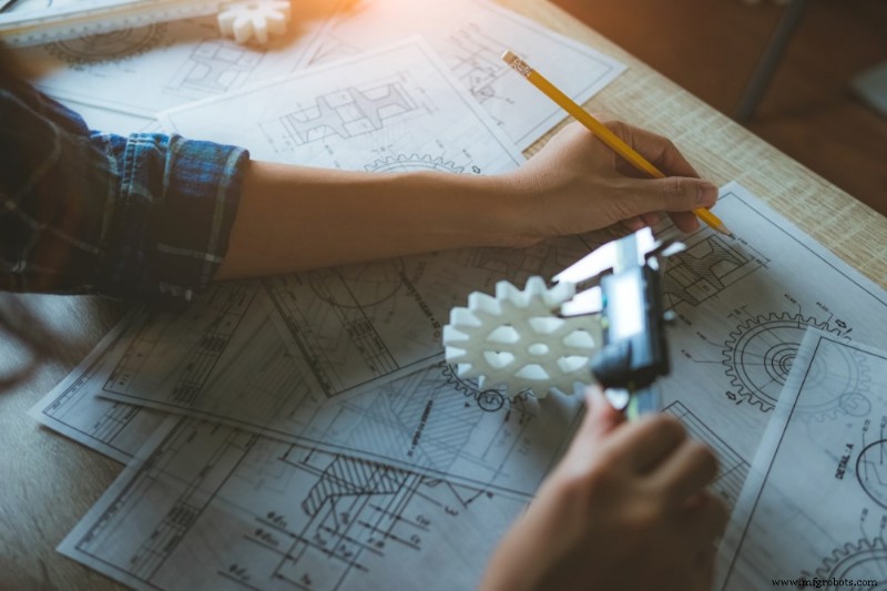 Urethane Casting vs. Injection Molding: A Design‑for‑Manufacturability (DFM) Guide