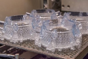 SLA 与 SLS：比较塑料 3D 打印技术