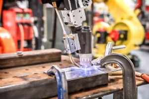 ロボットの製造:高速で正確、そして台頭中