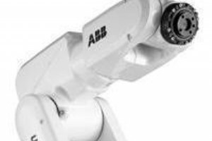 強力だが整然とした – ABB クリーンルーム ロボット