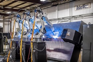 Motoman プラズマ切断ロボットによる切断精度の達成