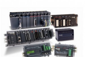 ロボットの PLC パネル ビューと HMI インターフェイスとは?