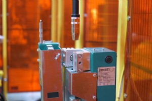 溶接トーチ クリーニング ステーション