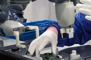 産業用ロボットを使用する利点