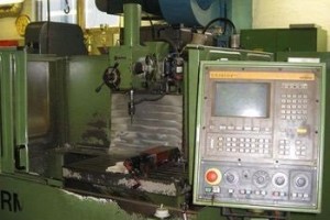 Sinumerik コントロールを使用した Hermle UWF 851 CNC ミルのワーク オフセット設定