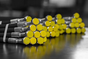 ホース アセンブリにキャップを付ける必要があるのはなぜですか?