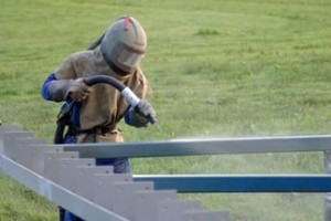 Quelle est la différence entre le sablage SP6 et SP10 ?