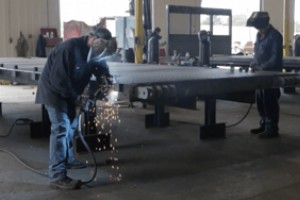 富尔顿县视频中的斯旺顿焊接