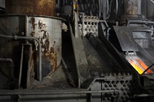 米国を拠点とする鉄鋼加工業者に対する外国の圧力