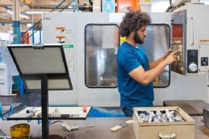 優れた製造現場のための堅牢な AI 基盤の確立 