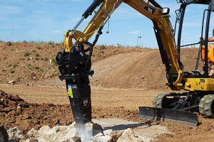 Cat® 智能附件：提高 D3 系列滑移转向机或紧凑型装载机的效率 