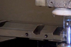 精密 EDM 加工で時間とコストを最大限に節約 